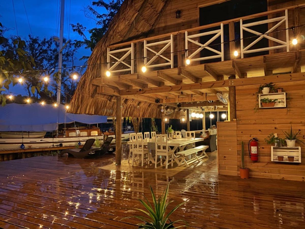 Boatique Hotel And Marina Rio Dulce Dış mekan fotoğraf